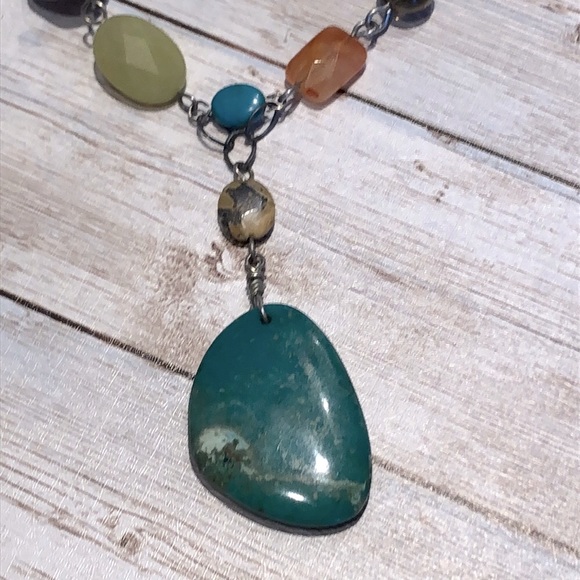 Hand-made gorgeous polished stone necklace with turquoise pendant - Picture 6 of 9